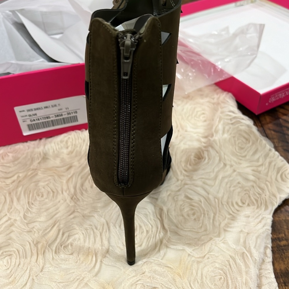 Olive cutout lace up stiletto boots size 11 - Picture 5 of 6